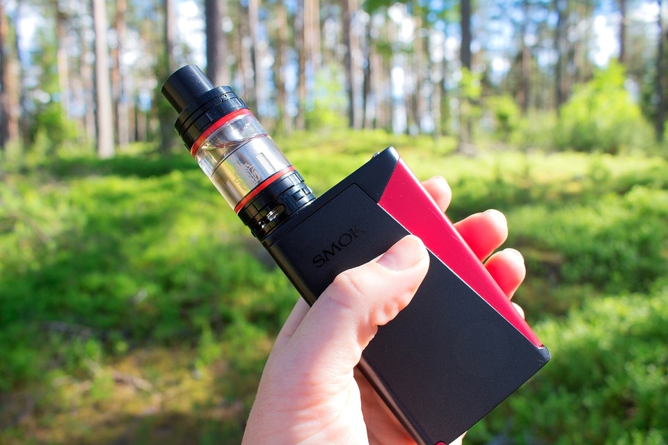 Kép forrása: <a href="http://blacknote.com/e-juice/" target="_blank" rel="noopener noreferrer">blacknote.com/e-juice/</a>